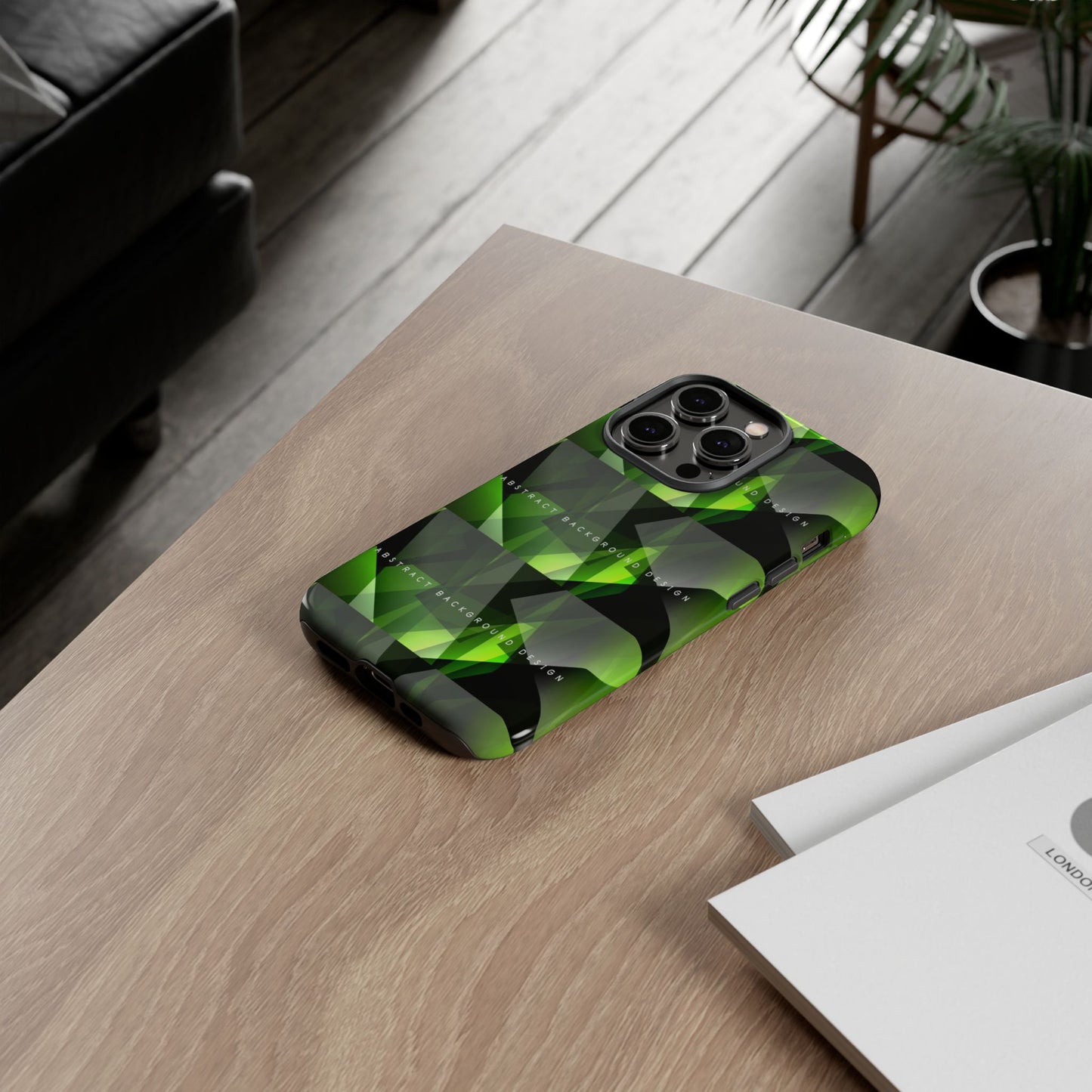 Green Geometric Phone Case — Abstract Triangular Pattern Tough Case